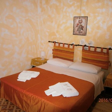 Albergo Il Cantuccio Bolano Exteriör bild