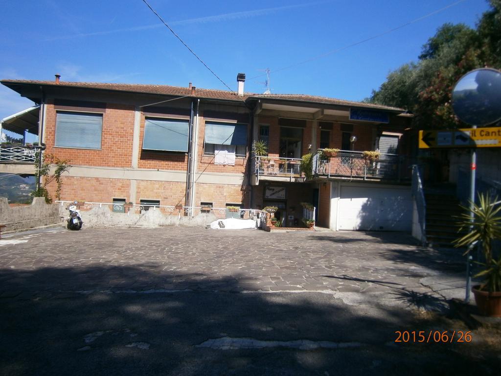 Albergo Il Cantuccio Bolano Exteriör bild