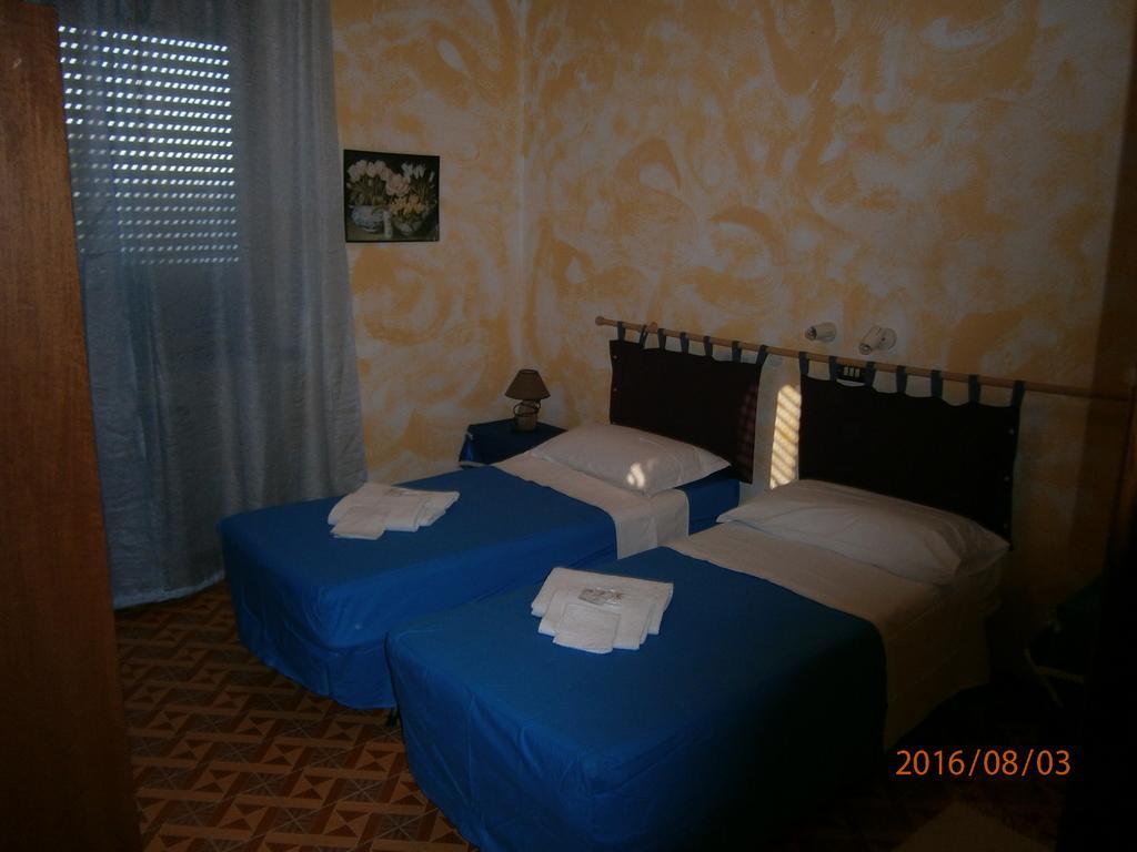 Albergo Il Cantuccio Bolano Exteriör bild