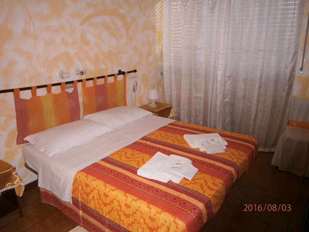 Albergo Il Cantuccio Bolano Exteriör bild