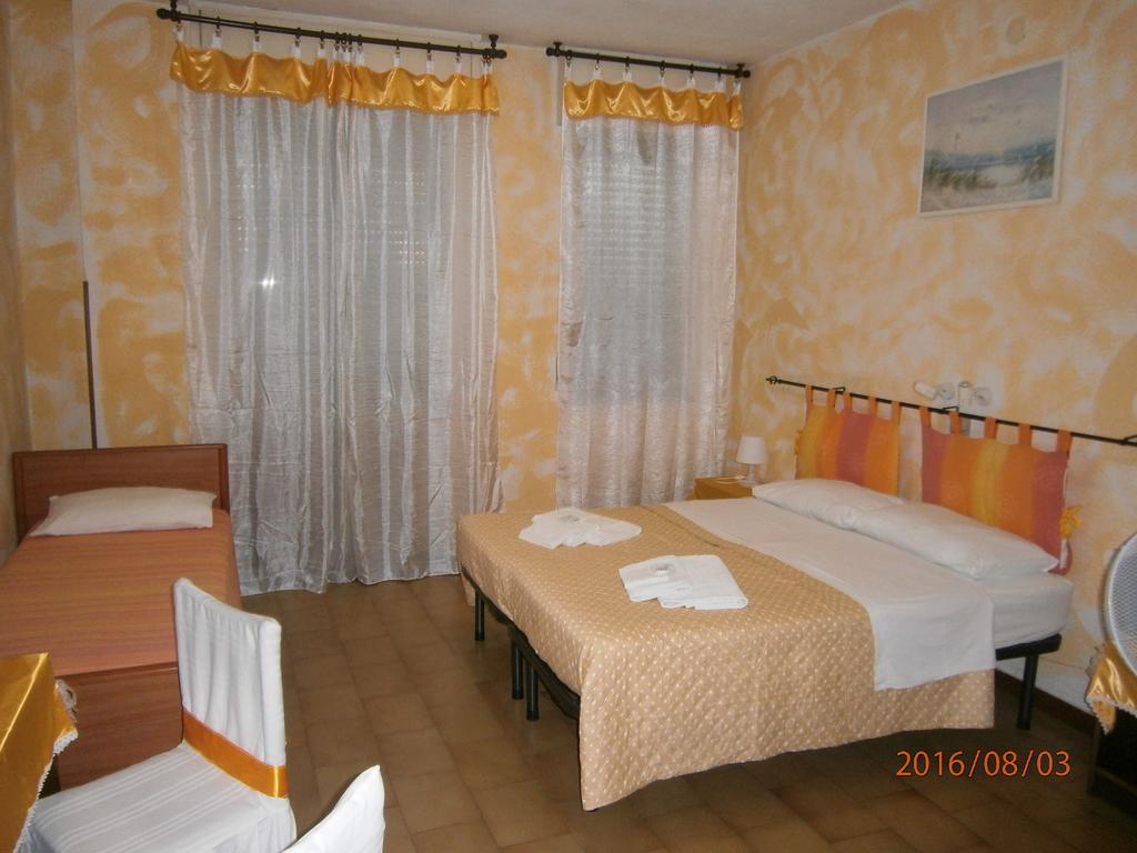 Albergo Il Cantuccio Bolano Exteriör bild