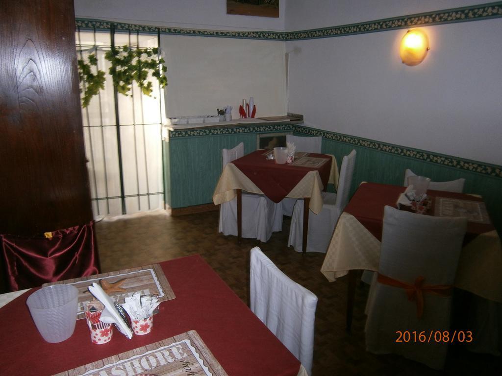 Albergo Il Cantuccio Bolano Exteriör bild